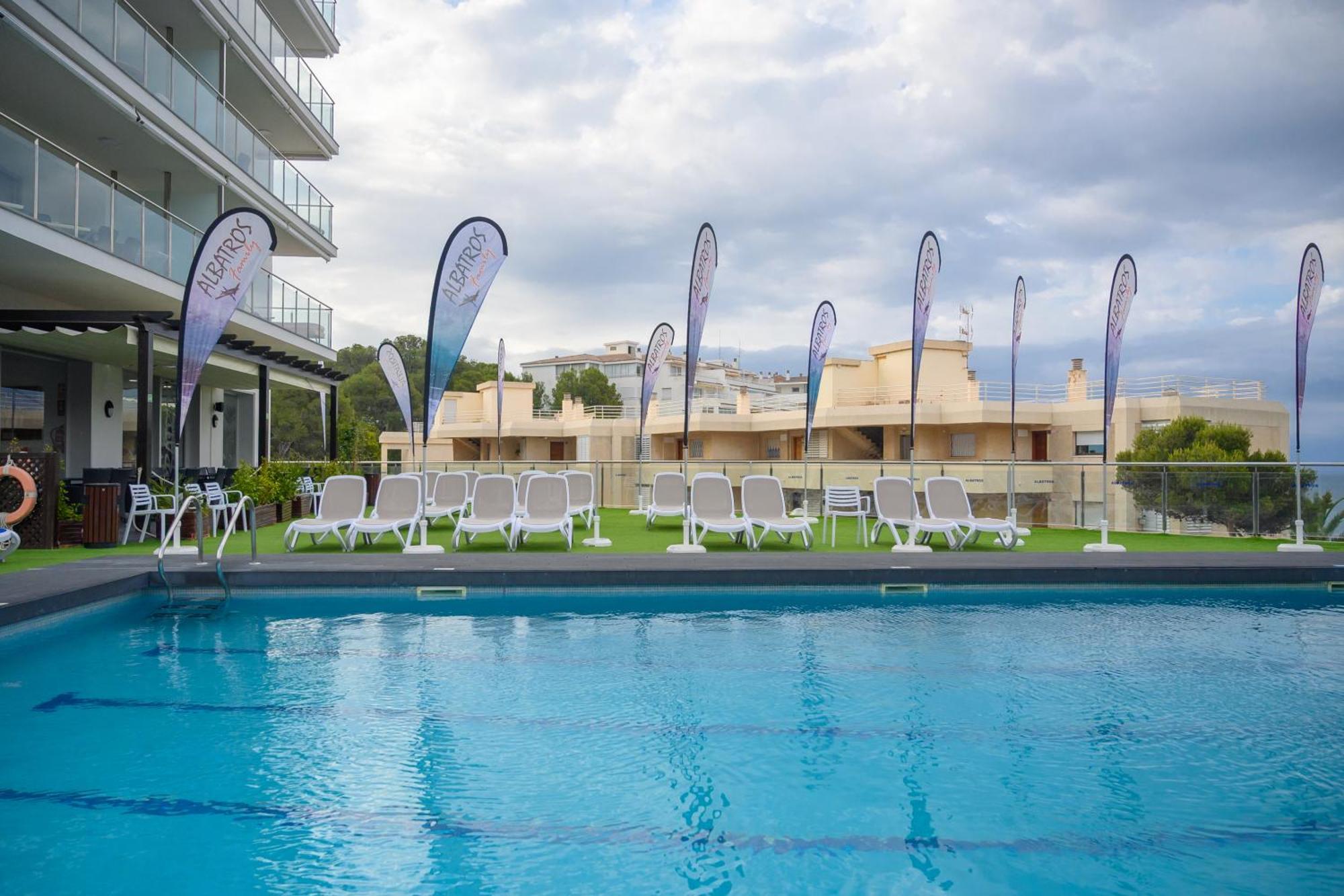 MedPlaya Albatros Family Aparthotel Salou Exterior foto