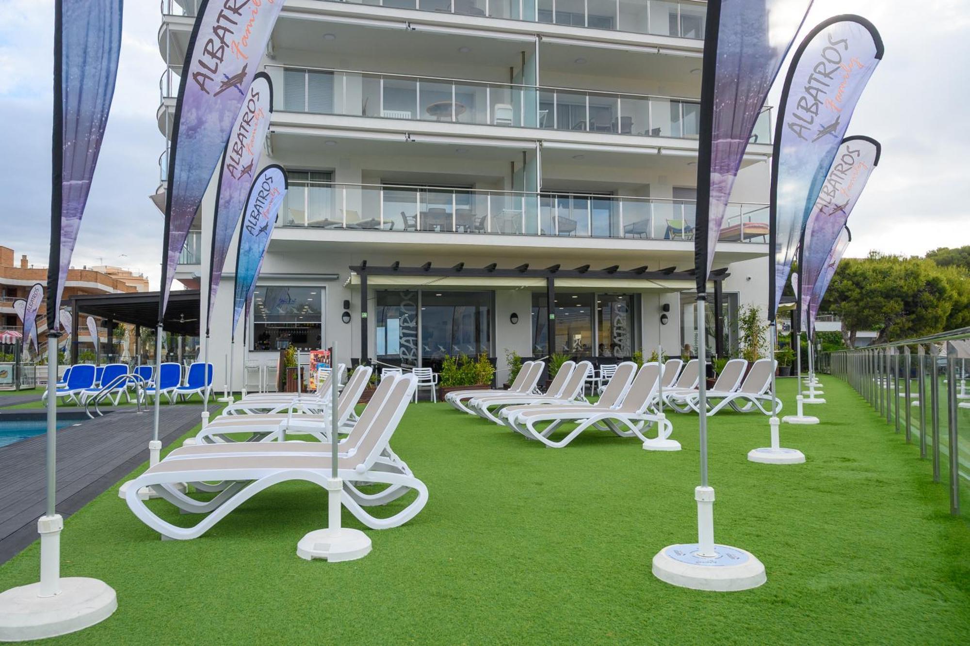 MedPlaya Albatros Family Aparthotel Salou Exterior foto